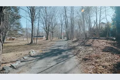 98 E Saddle River Rd, Saddle River, NJ 07458 - Photo 2