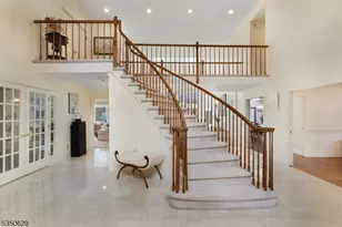 4 Ascot Ln, Mendham Township, NJ 07960 - Photo 8