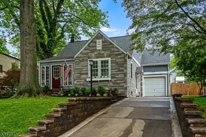 6 Munsee Dr, Cranford Township, NJ 07016 - Photo 1