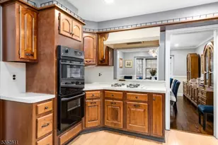 403 South Pkwy, Clifton, NJ 07014 - Photo 10