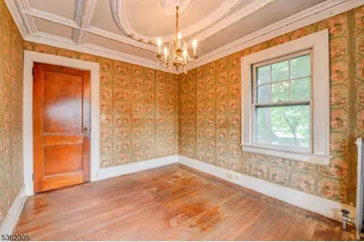 28 Forest Dr, Bloomfield, NJ 07003 - Photo 20