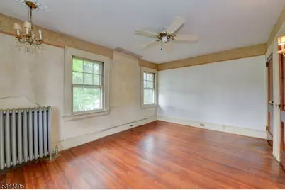 28 Forest Dr, Bloomfield, NJ 07003 - Photo 24