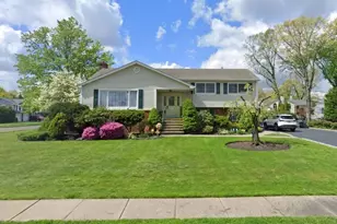 24 Cheri Ln, Fairfield, NJ 07004 - Photo 1