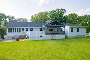 39 Mildred Terrace, Clark Township, NJ 07066 - Photo 16