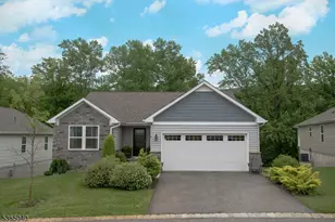 8 Devon Ct, Hardyston Township, NJ 07419 - Photo 1