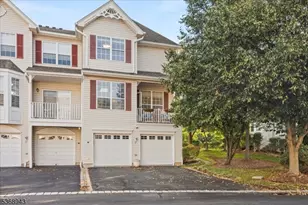 17 Cummington Ln, Raritan Township, NJ 08822 - Photo 1