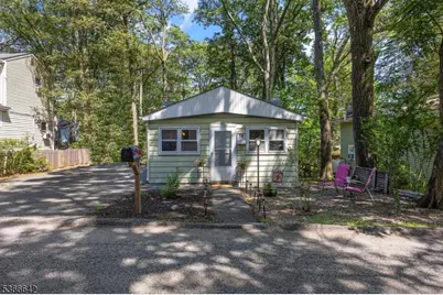 15 Amherst Way, Hopatcong, NJ 07843 - Photo 1