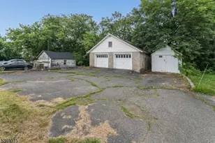 111 E Washington Ave, Washington Boro, NJ 07882 - Photo 18