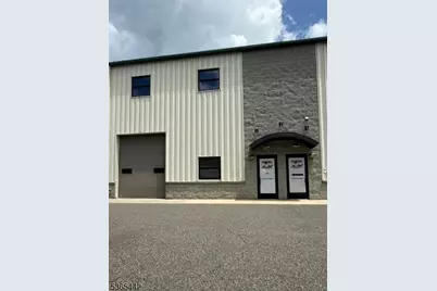 12 Minneakoning Rd, Raritan Township, NJ 08822 - Photo 1