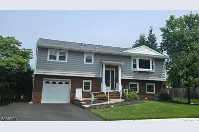 29 Arcadia Rd, Pompton Lakes, NJ 07442 - Photo 1