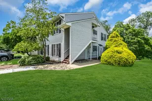 321 Sparrow Ct, Readington, NJ 08887 - Photo 1