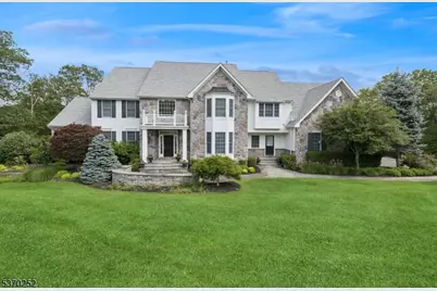 188 S Glen Rd, Kinnelon, NJ 07405 - Photo 1