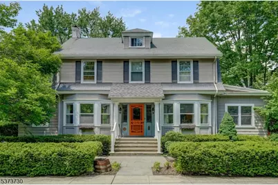 25 Locust Dr, Summit, NJ 07901 - Photo 1