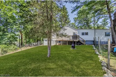 583 E Shore Rd, West Milford Twp., NJ 07421 - Photo 32