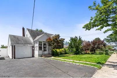 587 Jesse Pl, Union Township, NJ 07083 - Photo 1