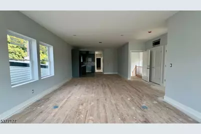 162 S 12th St, Newark, NJ 07107 - Photo 24