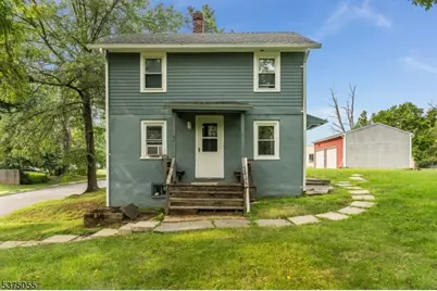 22 Allen St, Flemington, NJ 08822 - Photo 1