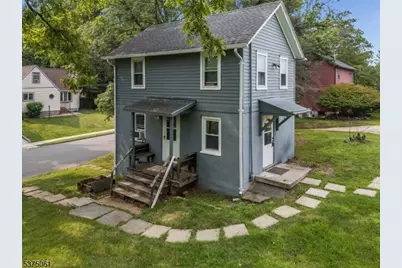 22 Allen St, Flemington, NJ 08822 - Photo 1