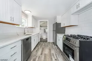 333 County Rd 565, Wantage, NJ 07461 - Photo 10