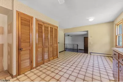 8 Herman Thau Rd, Clinton Township, NJ 08801 - Photo 8