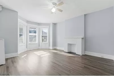 147 Seymour Ave, Newark, NJ 07108 - Photo 2