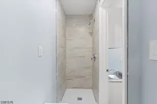 147 Seymour Ave, Newark, NJ 07108 - Photo 36