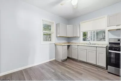 147 Seymour Ave, Newark, NJ 07108 - Photo 8