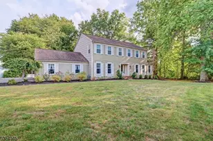 22 Valley View Dr, East Hanover Township, NJ 07936 - Photo 2