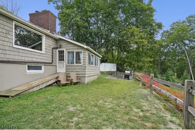 133 Hillside Dr, Andover Township, NJ 07860 - Photo 28