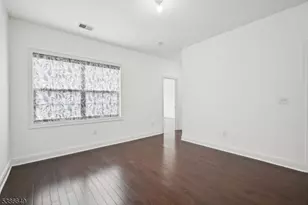 15 Pansy Ct, Franklin Township, NJ 08873 - Photo 18