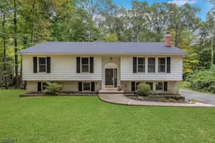 16 Wenatchee Rd, Vernon, NJ 07422 - Photo 1