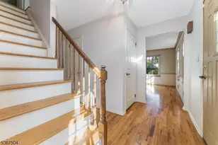 26 Thrush Ln, Bethlehem Township, NJ 08827 - Photo 2