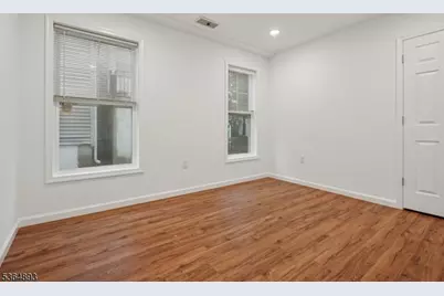 87-B N 18th St, East Orange, NJ 07017 - Photo 6