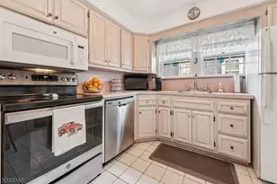 16 Craig Pl, Cranford Township, NJ 07016 - Photo 14