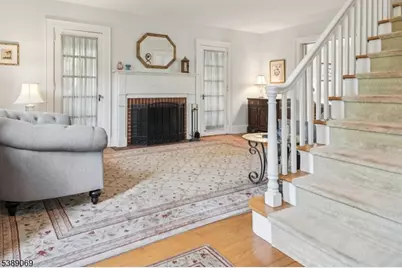 16 Craig Pl, Cranford Township, NJ 07016 - Photo 4