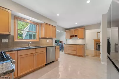 2 Beverly Dr, Hillsborough Township, NJ 08844 - Photo 10