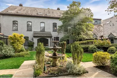 140 Bellair R #D, Ridgewood, NJ 07450 - Photo 1