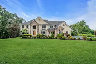 17 Carl Pl, Kinnelon, NJ 07405 - Photo 1