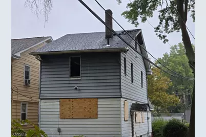 56 Fair St, East Orange, NJ 07017 - Photo 2