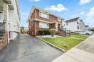 25 Newby Ave, Woodland Park, NJ 07424 - Photo 2