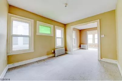 570 Jackson Ave, Elizabeth, NJ 07201 - Photo 18