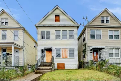 570 Jackson Ave, Elizabeth, NJ 07201 - Photo 1