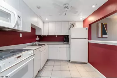 100 Seaview Avenue 4- #3B, Monmouth Beach Boro, NJ 07750 - Photo 10