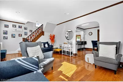 45 E Webster Ave, Roselle Park, NJ 07204 - Photo 4