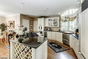 11 Mountainview Dr, Mountainside, NJ 07092 - Photo 18