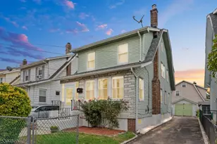 4 Sager Pl, Irvington, NJ 07111 - Photo 2