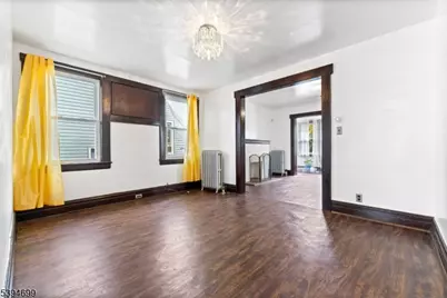 4 Sager Pl, Irvington, NJ 07111 - Photo 12