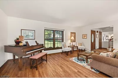 33 John Dr, Clinton Township, NJ 08801 - Photo 18