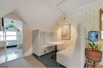 101 Park St, Montclair, NJ 07042 - Photo 18