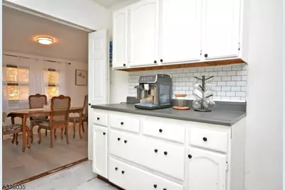 361 Richard Way, North Plainfield, NJ 07062 - Photo 14